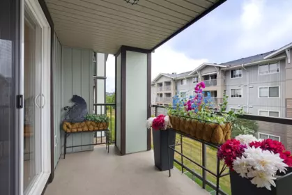 Staircase Photo of 306 2038 Sandalwood Crescent, Abbotsford, BC