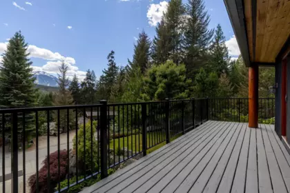 Front Yard Photo of 9503 Emerald Drive, Whistler, BC