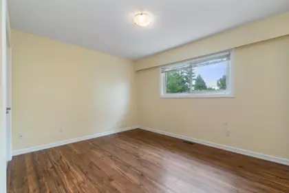 Laundry Room Photo of 46144 Clare Avenue, Chilliwack, BC