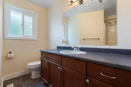 Powder Room Photo of 46144 Clare Avenue, Chilliwack, BC