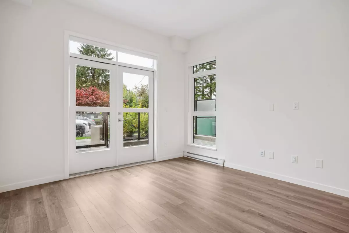 Dining Area Photo of 109 14257 103a Avenue, Surrey, BC