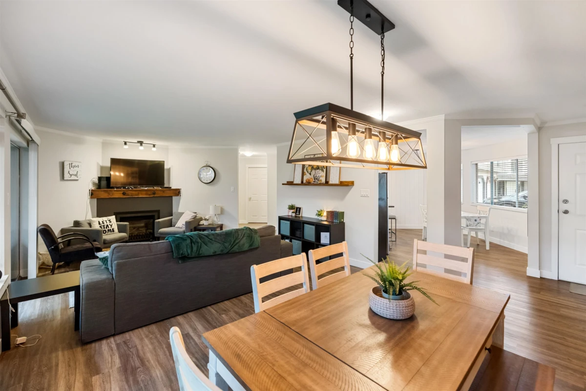 Family Room Photo of 105 3080 Townline Road, Abbotsford, BC