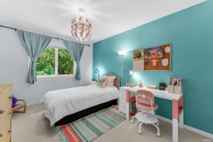 Bedroom 3 Photo of 10 3502 150a Street, Surrey, BC