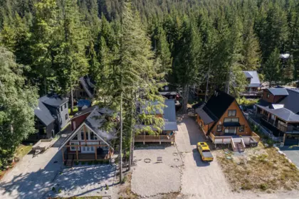 HG160 71350 Old Hope Princeton Highway, Hope, BC, Hope — Single Family Residence for sale