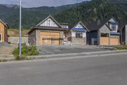 10022 Trillium Way, Rosedale, BC, Rosedale — Single Family Residence for sale