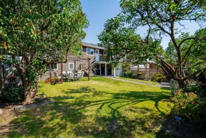 Outdoor Kitchen Photo of 50 E 10th Avenue, New Westminster, BC
