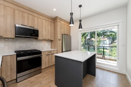 Kitchen Photo of 9 10527 155 Street, Surrey, BC