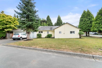 9570 Victor Street, Chilliwack, BC, Chilliwack — Single Family Residence for sale