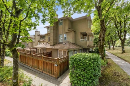 56 7188 Edmonds Street, Burnaby, BC, Burnaby — Townhouse for sale