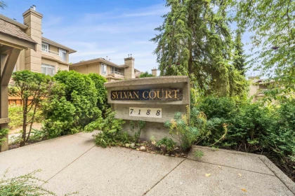 56 7188 Edmonds Street, Burnaby, BC, Burnaby — Townhouse for sale