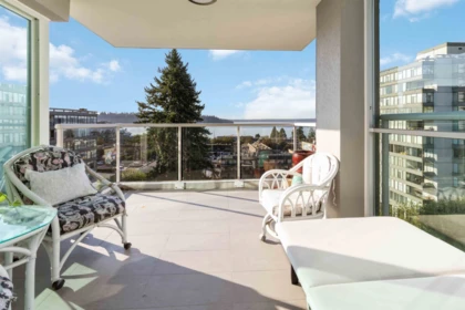 Breakfast Nook Photo of 802 1455 Duchess Avenue, West Vancouver, BC