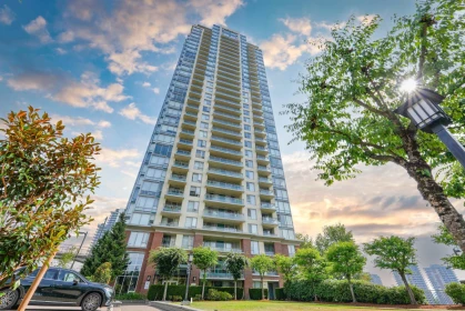 3209 9888 Cameron Street, Burnaby, BC, Burnaby — Apartment/Condo for sale