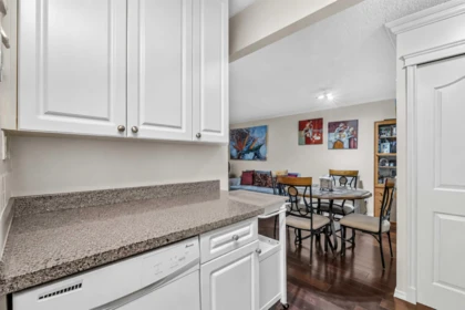101 10560 154 Street, Surrey, BC, Surrey — Apartment/Condo for sale