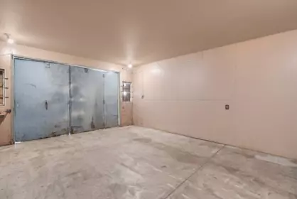 Mudroom Photo of 14042 110 Avenue, Surrey, BC