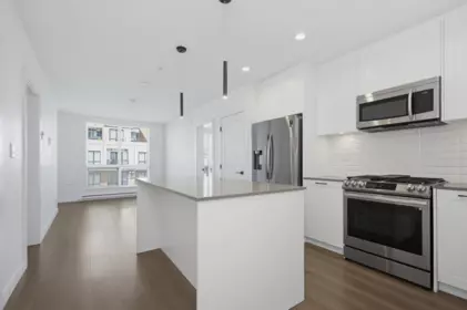 Kitchen Island Photo of 401 20052 83a Avenue, Langley, BC