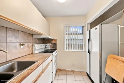 Laundry Room Photo of 3591 Cunningham Drive, Richmond, BC