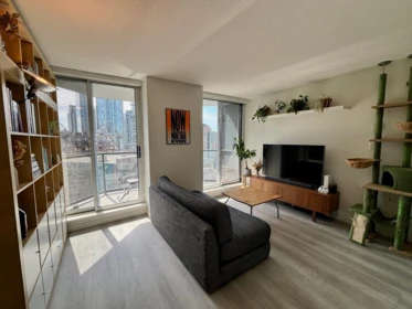 Dining Area Photo of 809 1212 Howe Street, Vancouver, BC