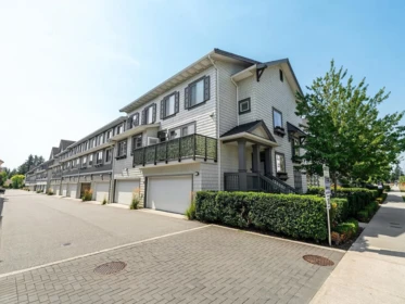 109 15850 85 Avenue, Surrey, BC, Surrey — Townhouse for sale