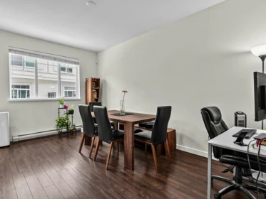 Kitchen Photo of 109 15850 85 Avenue, Surrey, BC