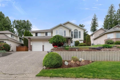 10087 Imperial Street, Chilliwack, BC, Chilliwack — Single Family Residence for sale