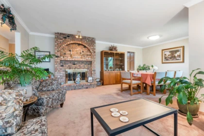 Breakfast Nook Photo of 1822 146 Street, Surrey, BC