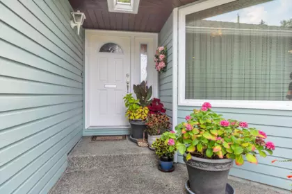 Family Room Photo of 1822 146 Street, Surrey, BC