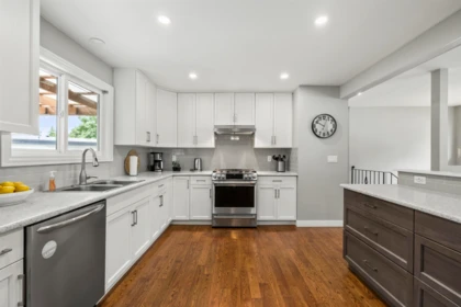 Breakfast Nook Photo of 2454 Aladdin Crescent, Abbotsford, BC