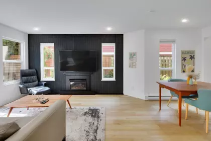 Primary Bedroom Photo of 2977 W 6th Avenue, Vancouver, BC