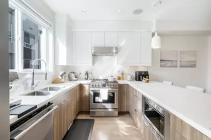 Kitchen Photo of 32 1670 160 Street, Surrey, BC