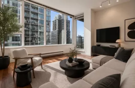 Living Room Photo of 1104 1001 Richards Street, Vancouver, BC