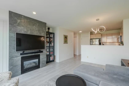 602 4888 Hazel Street, Burnaby, BC, Burnaby — Apartment/Condo for sale