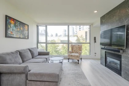 602 4888 Hazel Street, Burnaby, BC, Burnaby — Apartment/Condo for sale