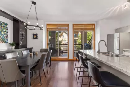 21 8030 Nicklaus North Boulevard, Whistler, BC, Whistler — Townhouse for sale