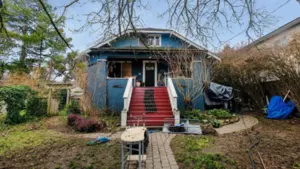 1217 Sixth Avenue, New Westminster, BC