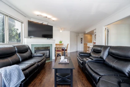 Laundry Room Photo of 206 3615 W 17th Avenue, Vancouver, BC