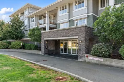 223 46262 First Avenue, Chilliwack, BC, Chilliwack — Apartment/Condo for sale