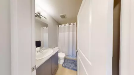 Walk-In Closet Photo of 70 19505 68a Avenue, Surrey, BC