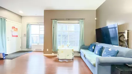 215 4155 Central Boulevard, Burnaby, BC, Burnaby — Townhouse for sale