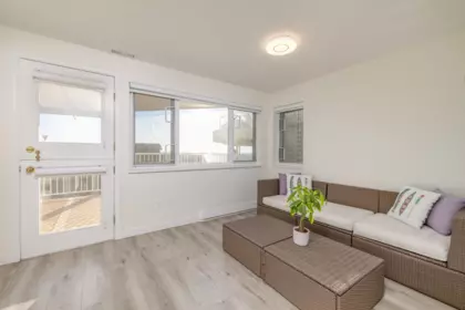 Office / Den Photo of 15152 Victoria Avenue, White Rock, BC