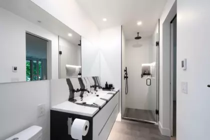 Laundry Room Photo of 180 Athletes Way, Vancouver, BC
