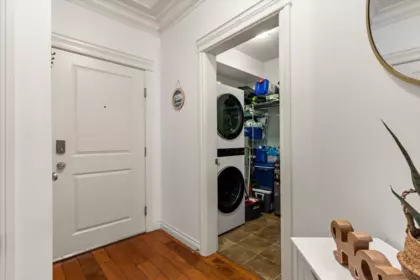 Entry Foyer Photo of 208 32729 Garibaldi Drive, Abbotsford, BC