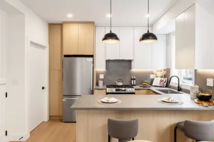 Breakfast Nook Photo of 2 3268 E 18 Avenue, Vancouver, BC