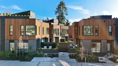 Swimming Pool Photo of 3218 Highland Boulevard, North Vancouver, BC