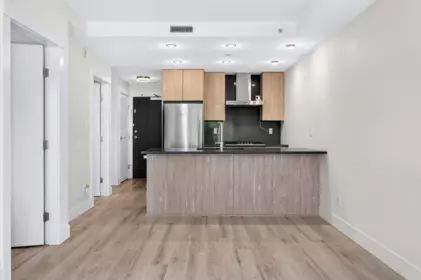 208 10780 No. 5 Road, Richmond, BC, Richmond — Apartment/Condo for sale