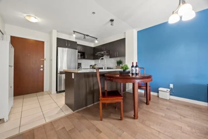 Kitchen Photo of 108 9299 Tomicki Avenue, Richmond, BC