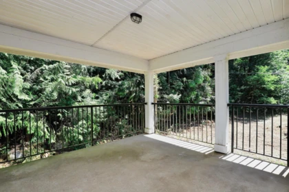 25982 Dewdney Trunk Road, Maple Ridge, BC, Maple ridge — Single Family Residence for sale