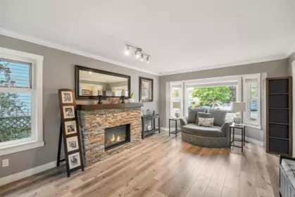 Breakfast Nook Photo of 18166 Claytonhill Drive, Surrey, BC