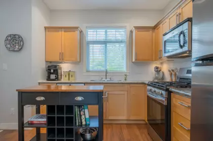 Walk-In Closet Photo of 15 19551 66 Avenue, Surrey, BC
