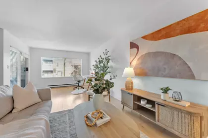 Pantry Photo of 101 2412 Alder Street, Vancouver, BC