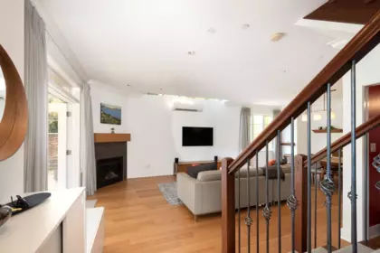 Breakfast Nook Photo of 3485 W 2nd Avenue, Vancouver, BC
